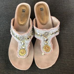 WHITE MOUNTAIN WEDGE HEEL SANDAL